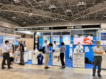 展示会ブース