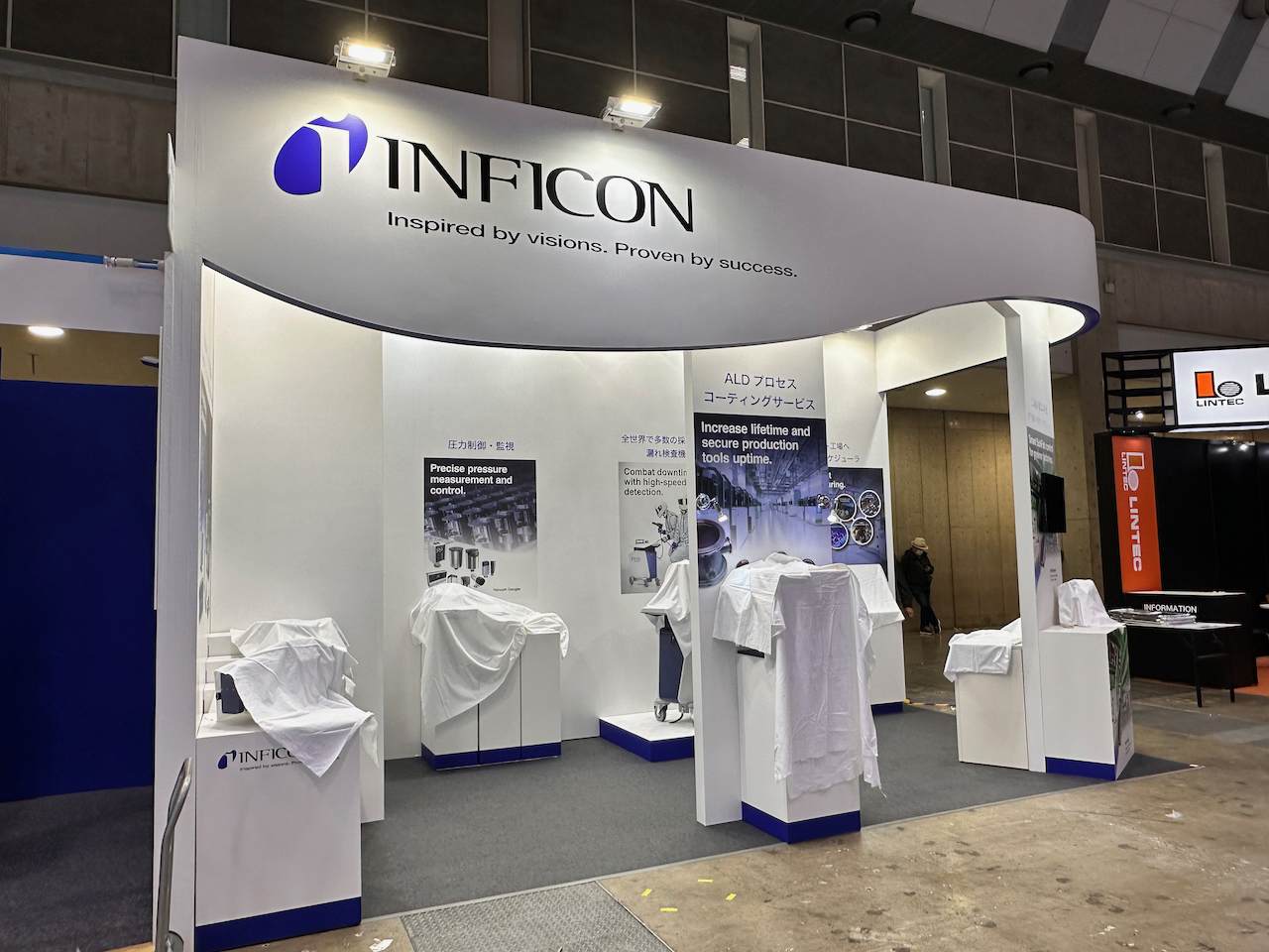 展示会ブース