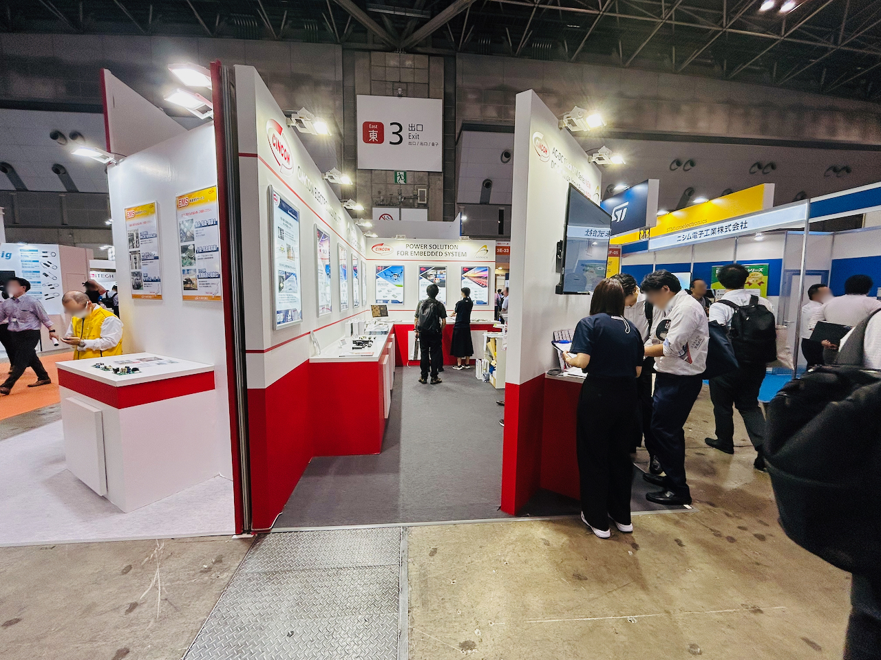 展示会ブース