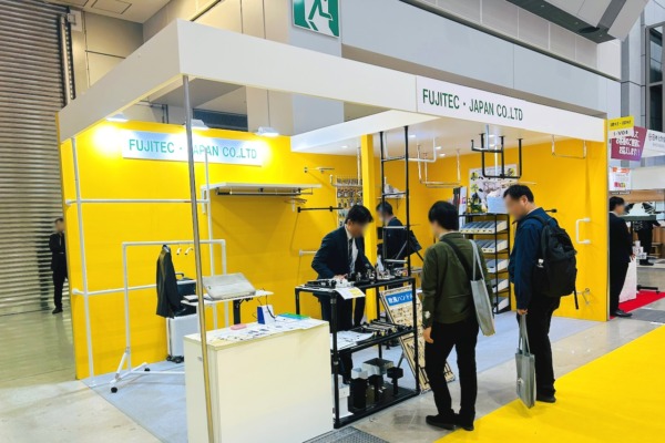 展示会ブース
